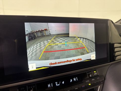 Used 2025 Toyota Camry XSE image 14