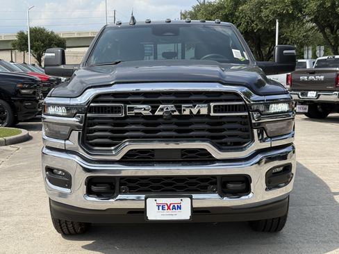 New 2026 RAM 2500 Tradesman AWD/4WD image 7