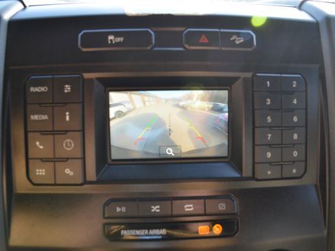 Used 2020 Ford F250 XL w/ Power Equipment Group image 15