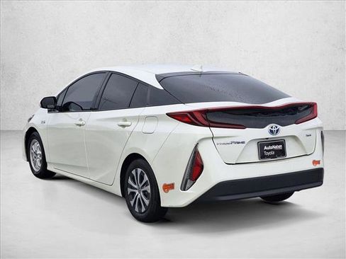 Used 2020 Toyota Prius Prime XLE image 7