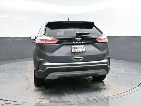 Used 2023 Ford Edge SEL image 7