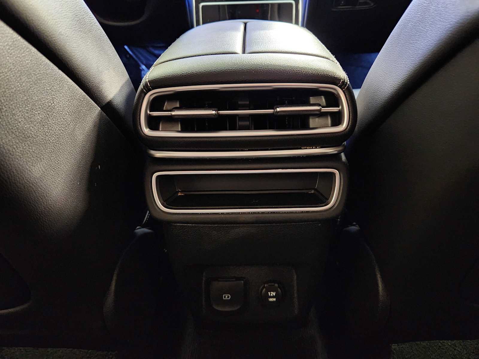 Used 2025 Genesis GV80 2.5T Standard AWD/4WD image 31