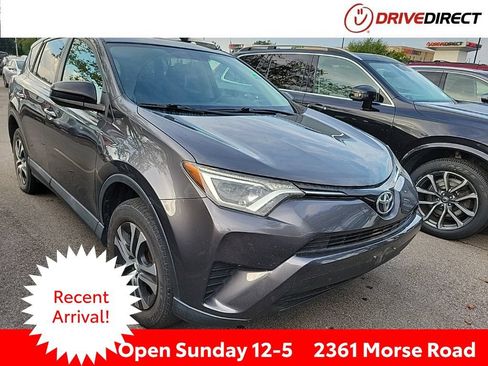 Used 2016 Toyota RAV4 LE AWD/4WD image 1