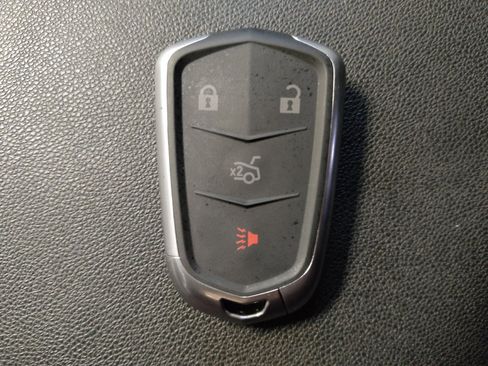 Used 2021 Chevrolet Equinox LS w/ LS Convenience Package image 32