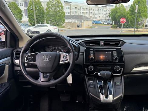 Used 2019 Honda CR-V LX image 18