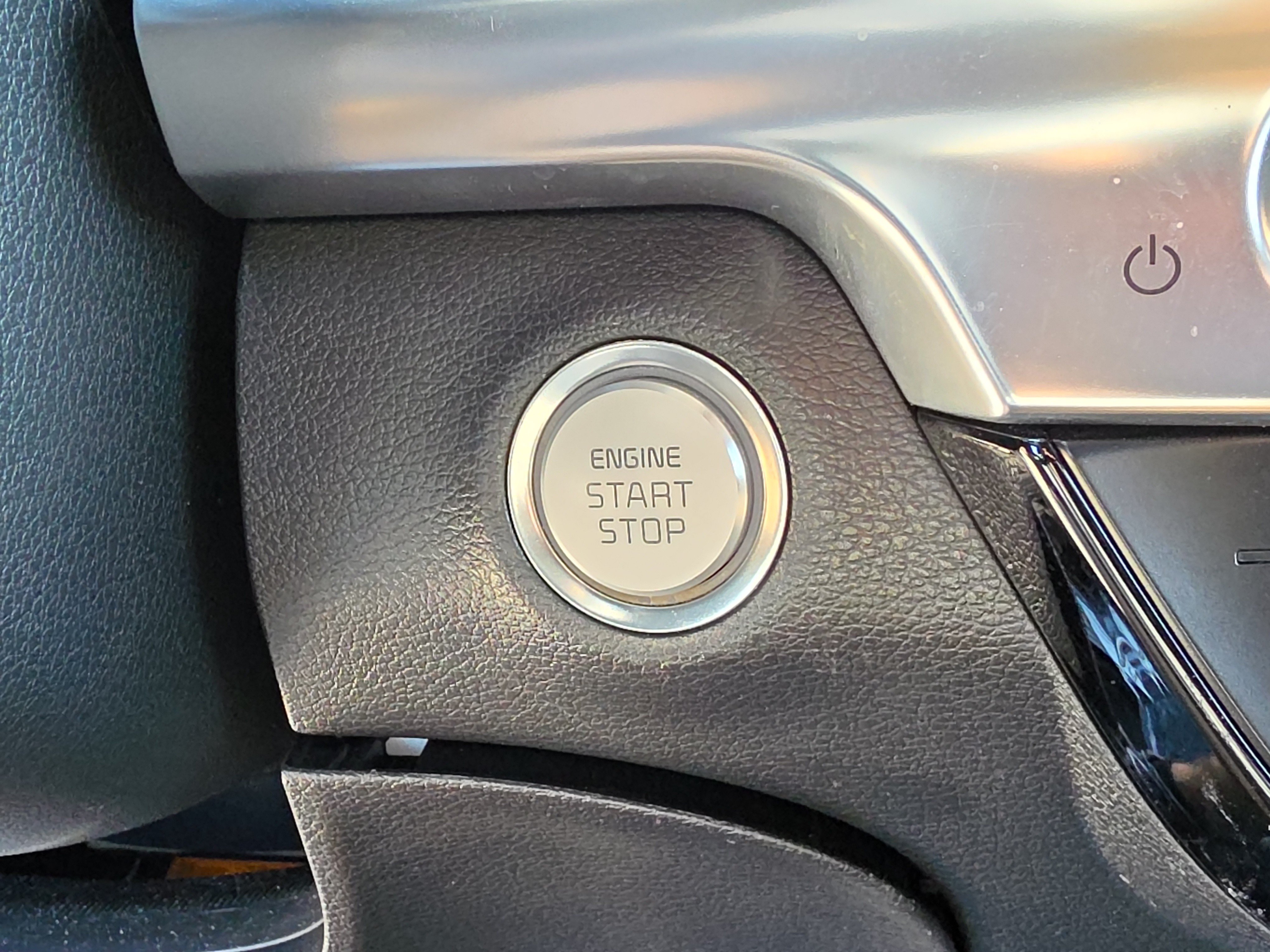 Certified 2022 Kia Telluride SX w/ SX Prestige Package AWD/4WD image 30