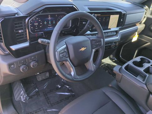 New 2026 Chevrolet Silverado 2500 LT AWD/4WD image 12