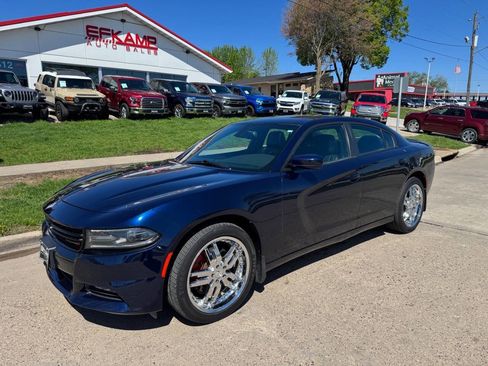 Used 2016 Dodge Charger SXT w/ AWD Plus Group image 1
