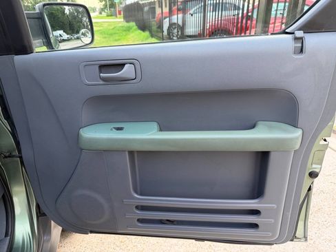 Used 2005 Honda Element LX image 14