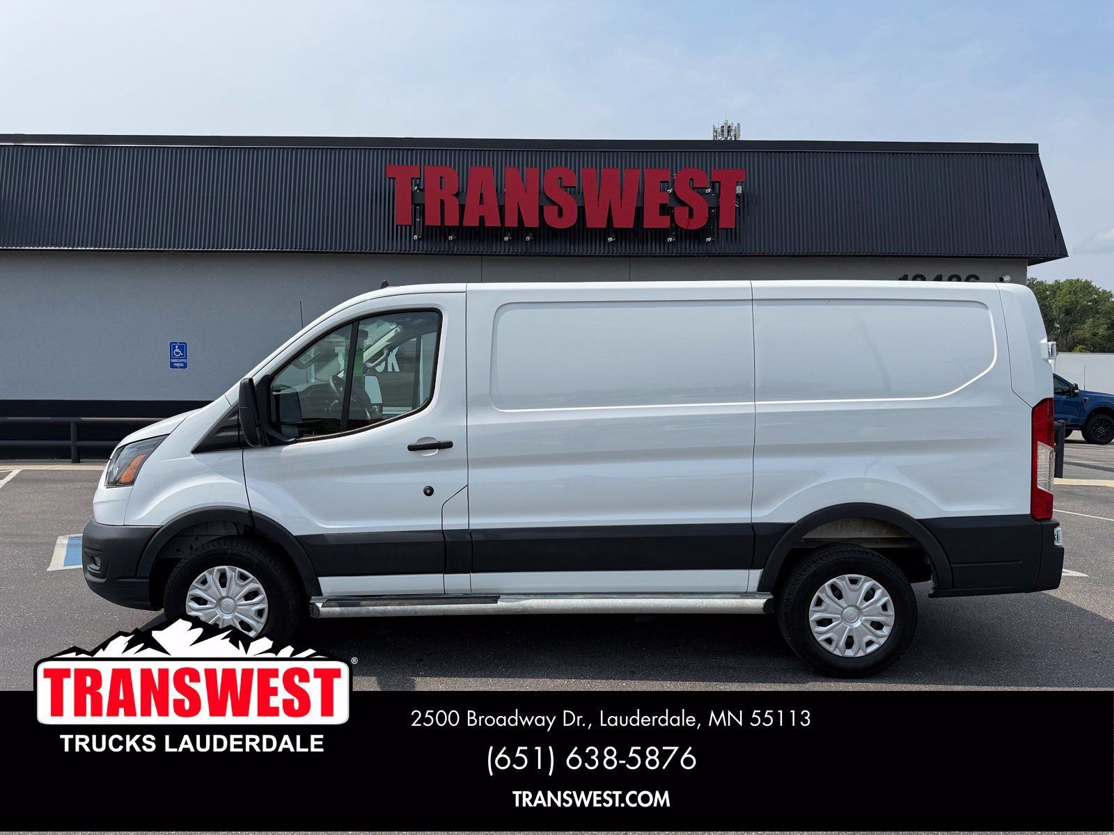 Used 2025 Ford Transit 250 Low Roof w/ Exterior Upgrade Package RWD image 2