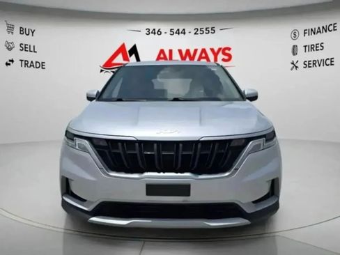Used 2022 Kia Carnival LX FWD image 3