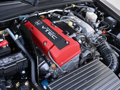 Used 2001 Honda S2000 image 44