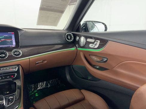 Used 2018 Mercedes-Benz E 400 Cabriolet image 29