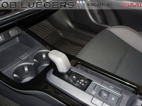 Used 2026 Toyota Prius LE image 22