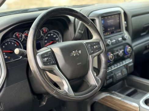 Used 2019 Chevrolet Silverado 1500 RST image 9