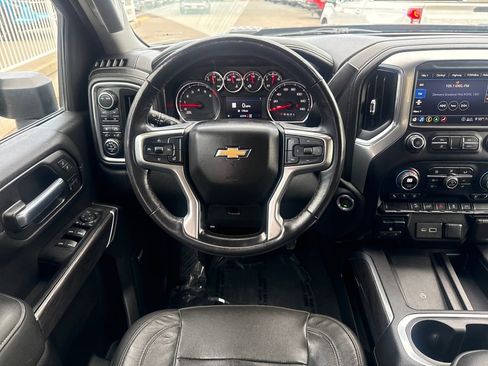 Used 2020 Chevrolet Silverado 2500 LTZ w/ LTZ Convenience Package image 12