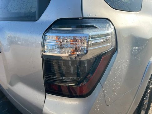 Used 2016 Toyota 4Runner Trail Premium AWD/4WD image 12