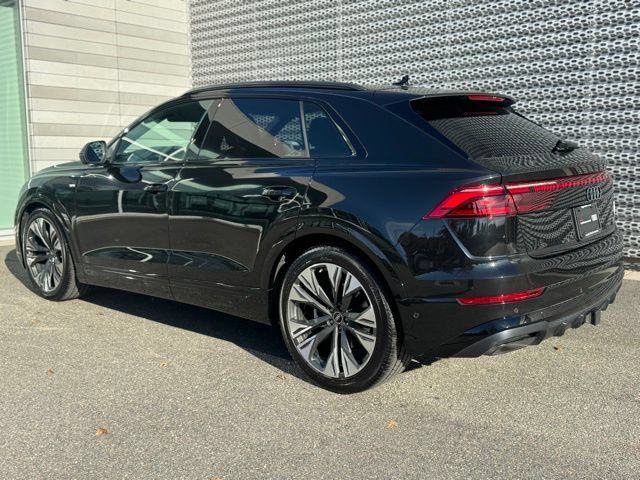 Certified 2025 Audi Q8 Premium Plus w/ Premium Plus Package AWD/4WD image 3