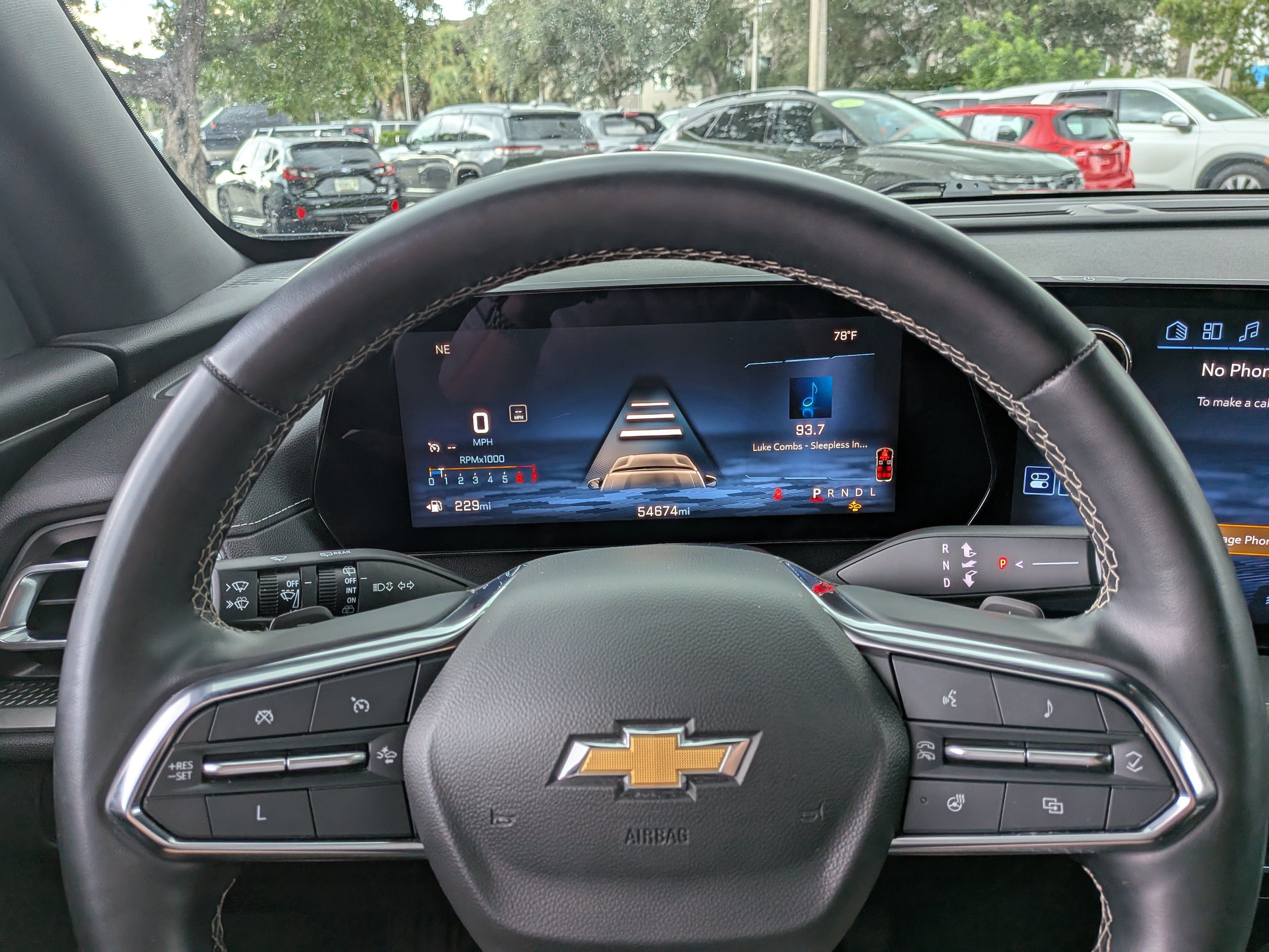 Used 2024 Chevrolet Traverse LT FWD image 27