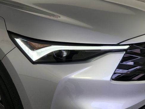 Used 2025 Acura ADX A-Spec image 9