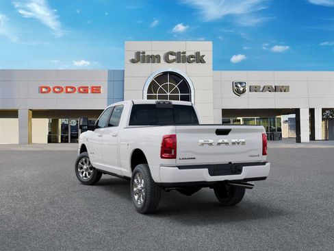 New 2026 RAM 2500 Laramie AWD/4WD image 3
