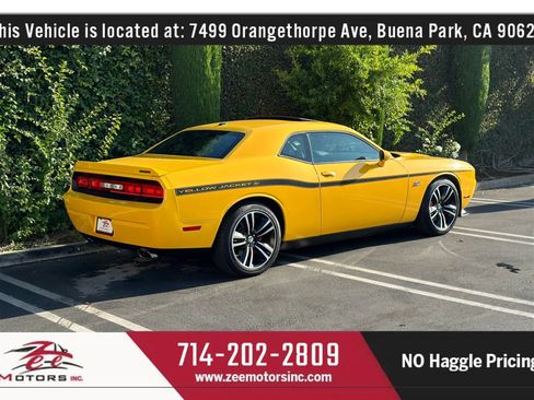 Used 2012 Dodge Challenger SRT8 Yellow Jacket w/ Premium Sound Group image 6
