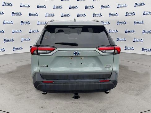 Used 2021 Toyota RAV4 XLE w/ Convenience Package AWD/4WD image 6