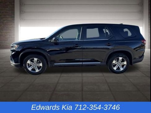 Used 2023 Honda Pilot EX-L image 11