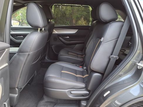 Used 2024 MAZDA CX-90 Plug-In Hybrid w/ Premium Plus AWD/4WD image 14