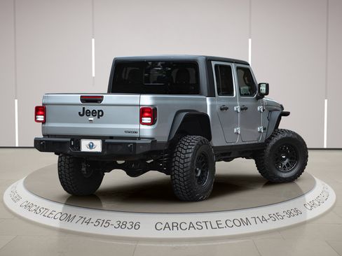 Used 2020 Jeep Gladiator Sport w/ Quick Order Package 24S image 14