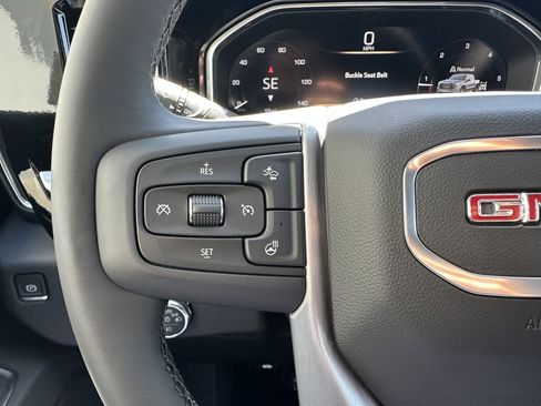 New 2026 GMC Sierra 1500 Elevation image 24