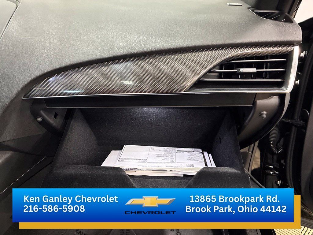 Used 2025 Cadillac CT5 V w/ Technology Package AWD/4WD image 25