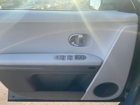Used 2023 Hyundai Ioniq 5 Limited image 9