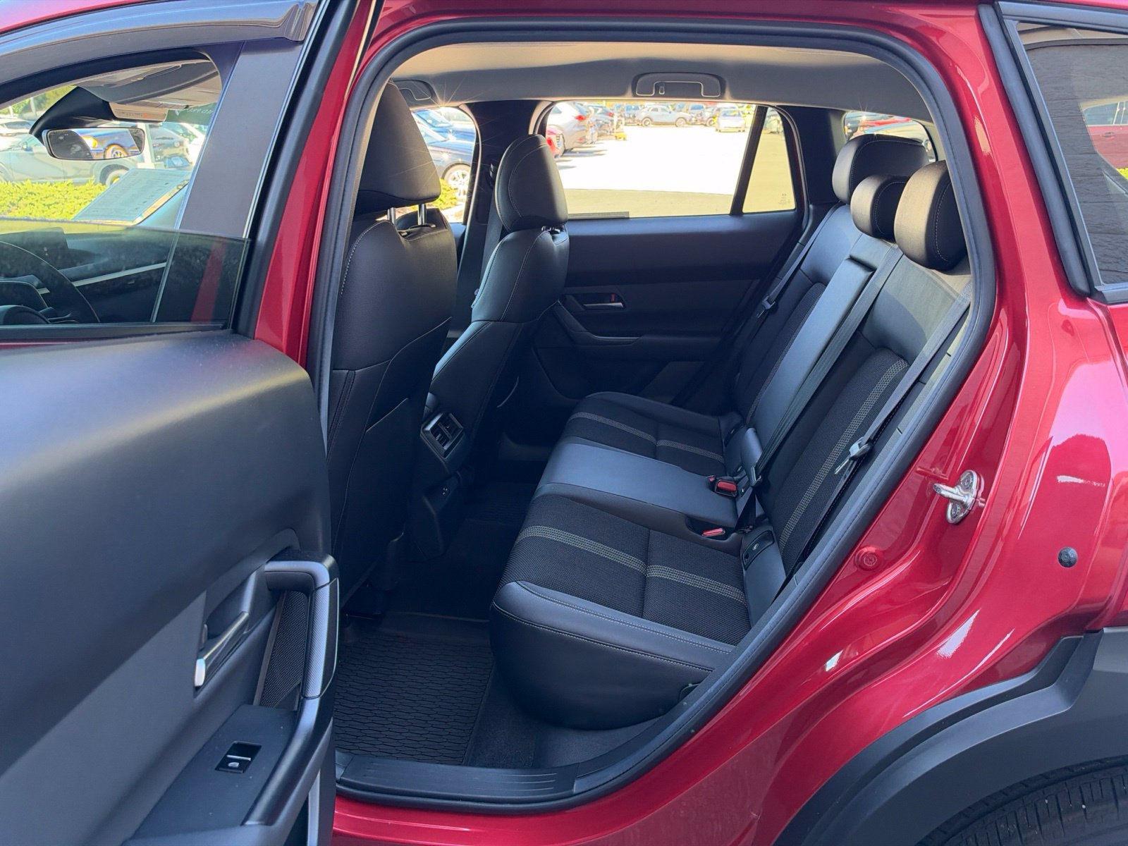 Certified 2024 MAZDA CX-50 AWD 2.5 S w/ Cargo Package image 30