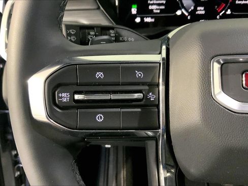 Used 2025 GMC Acadia Elevation FWD image 18