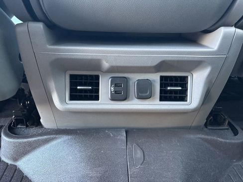 Used 2020 Chevrolet Silverado 2500 LTZ image 39