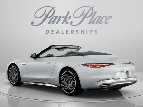 New 2026 Mercedes-Benz Maybach SL 680 image 30