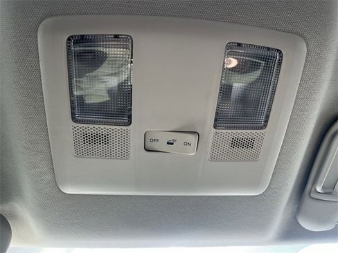 Used 2015 MAZDA MAZDA3 i Sport image 21