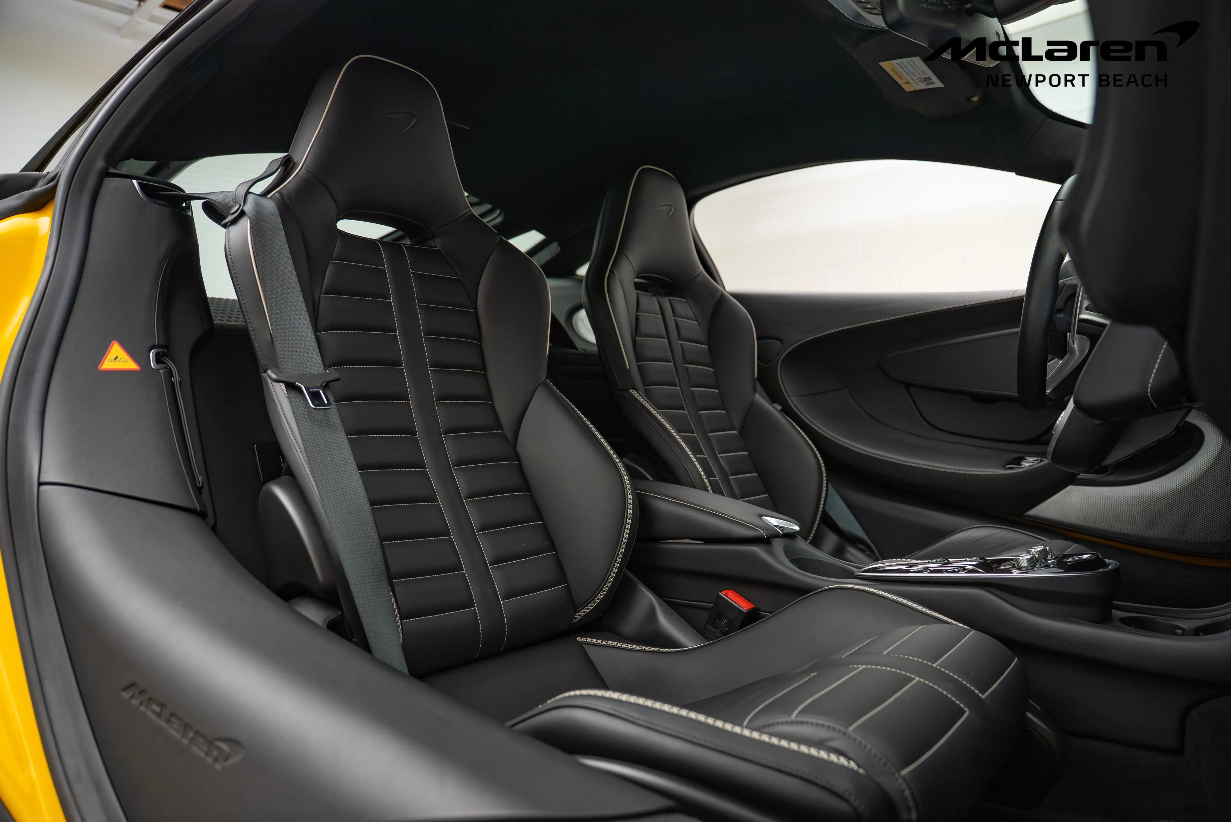 Used 2025 McLaren GTS RWD image 12