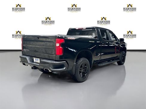 Used 2021 Chevrolet Silverado 1500 LT Trail Boss w/ Bed Protection Package image 5
