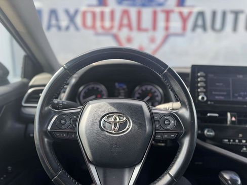 Used 2022 Toyota Camry SE image 41