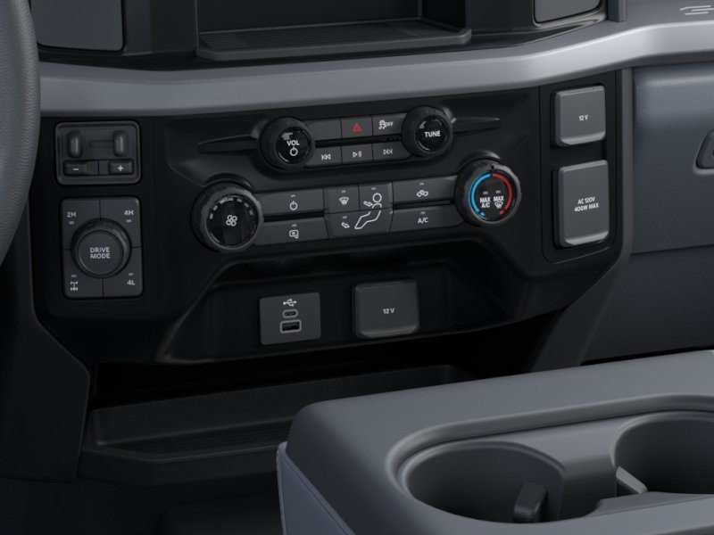 New 2026 Ford F250 XL AWD/4WD image 17
