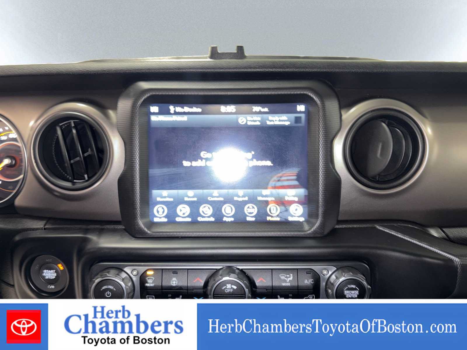 Used 2020 Jeep Wrangler Unlimited Sport S AWD/4WD image 13