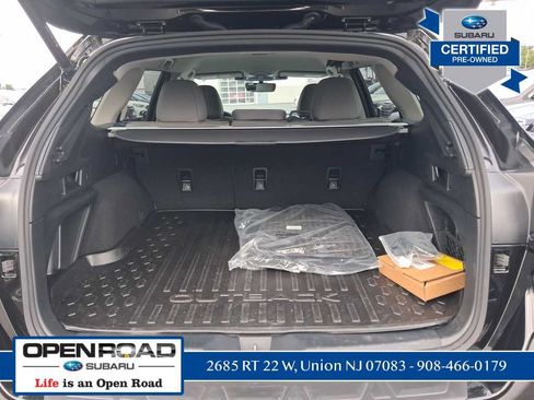 Used 2025 Subaru Outback Premium AWD/4WD image 17