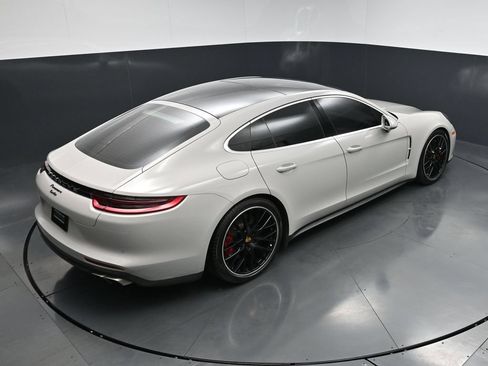 Certified 2020 Porsche Panamera GTS AWD/4WD image 18