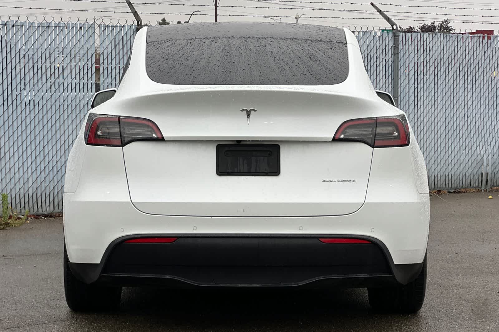 Used 2022 Tesla Model Y Long Range AWD/4WD image 4