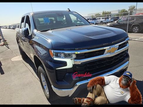 Used 2022 Chevrolet Silverado 1500 LT w/ Protection Package AWD/4WD image 1