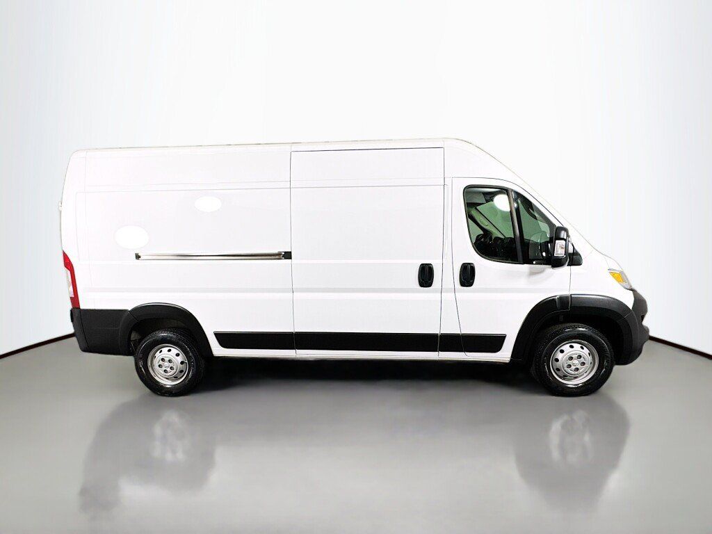 Used 2023 RAM ProMaster 2500 FWD image 6
