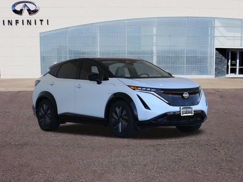 Used 2024 Nissan Ariya AWD image 55