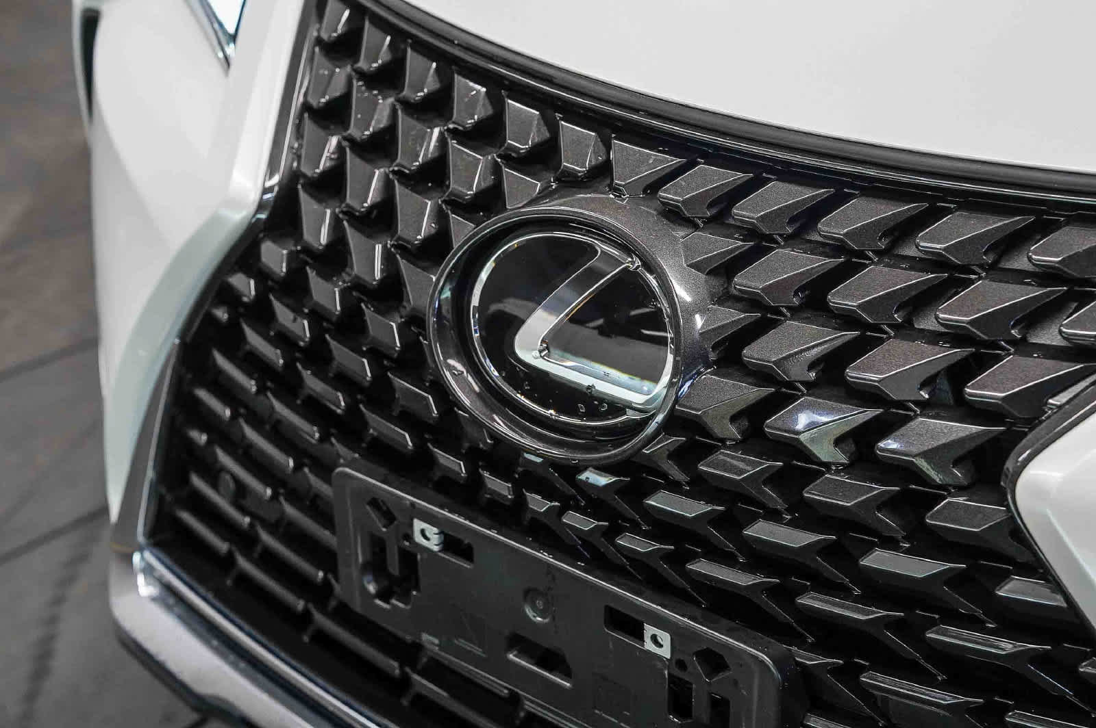 Used 2024 Lexus UX 250h FWD w/ Premium Package image 8